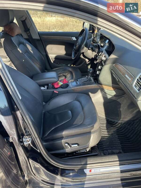 Седан Audi A4 2013 в Киеве