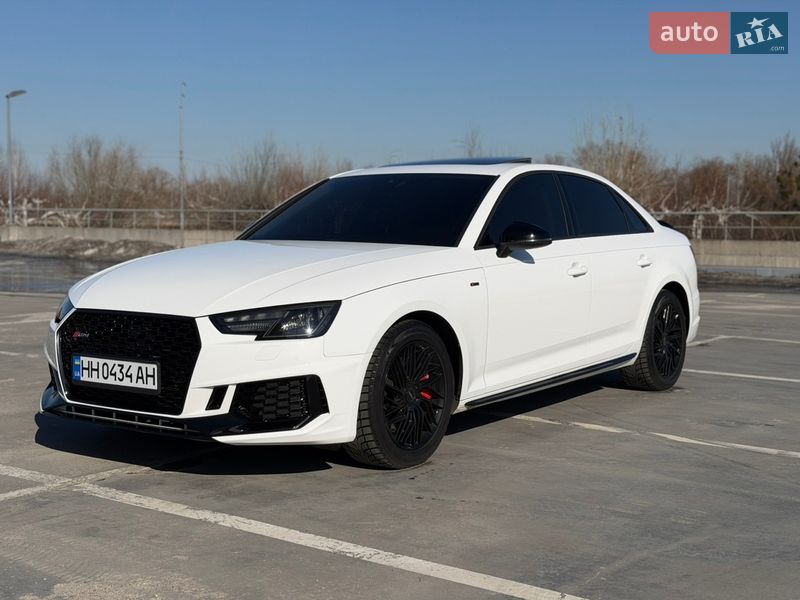 Седан Audi A4 2016 в Киеве