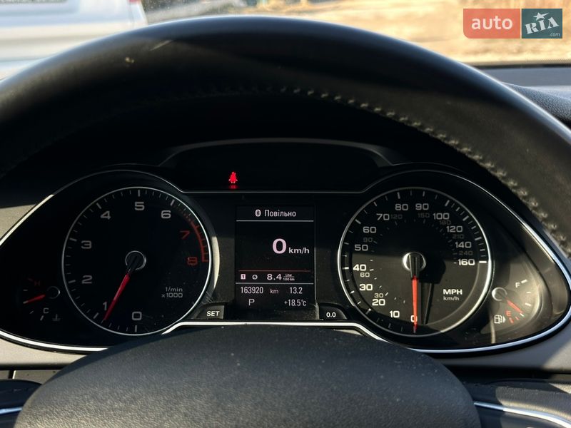 Седан Audi A4 2012 в Львові