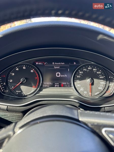 Седан Audi A4 2017 в Львове