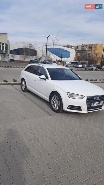 Универсал Audi A4 2018 в Ужгороде