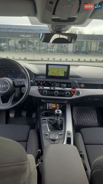 Универсал Audi A4 2018 в Ужгороде
