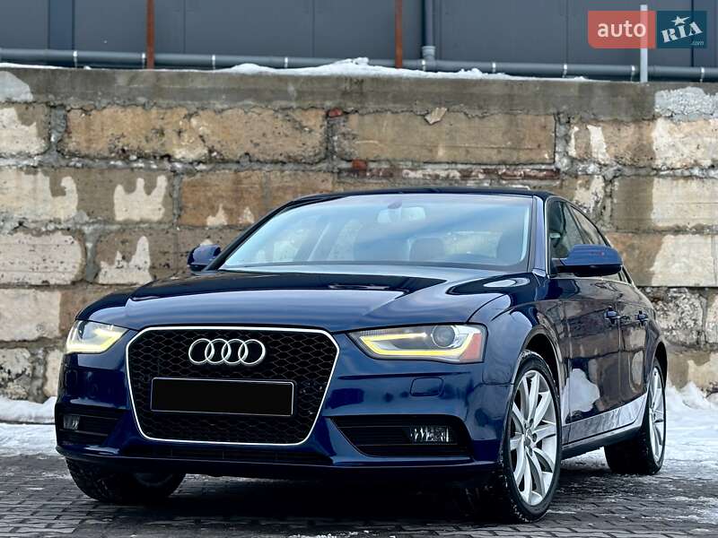 Седан Audi A4 2012 в Тернополе