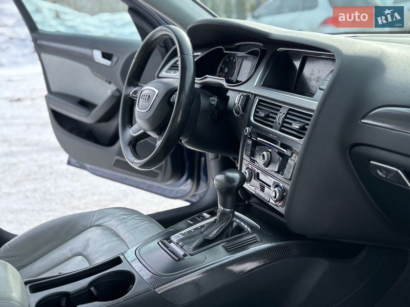 Седан Audi A4 2012 в Тернополе