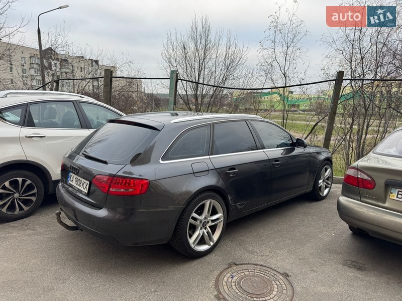 Универсал Audi A4 2009 в Киеве