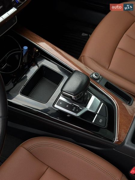 Седан Audi A4 2020 в Сумах