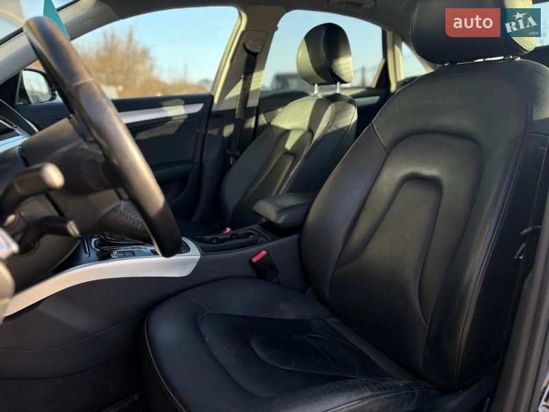 Седан Audi A4 2009 в Львові
