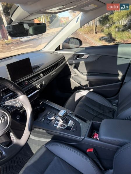 Седан Audi A4 2016 в Киеве