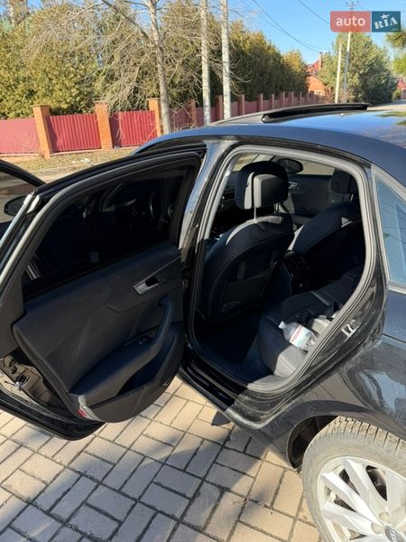 Седан Audi A4 2016 в Киеве