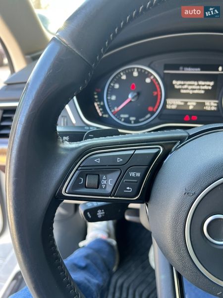Седан Audi A4 2016 в Николаеве