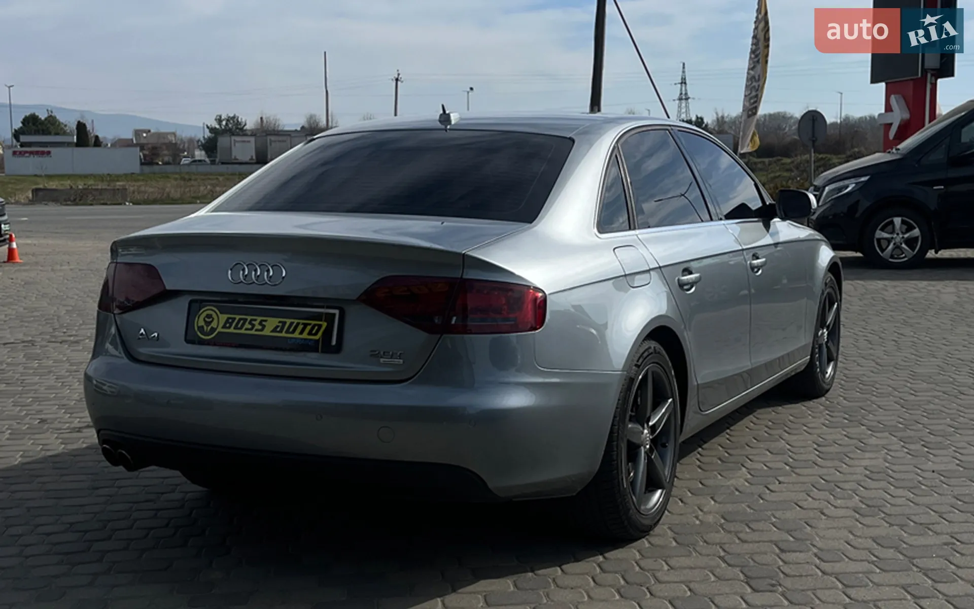 2010 Audi A4 - мініатюра 7