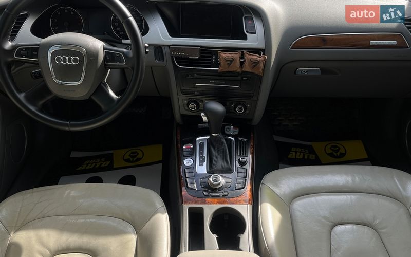 Седан Audi A4 2010 в Мукачевому