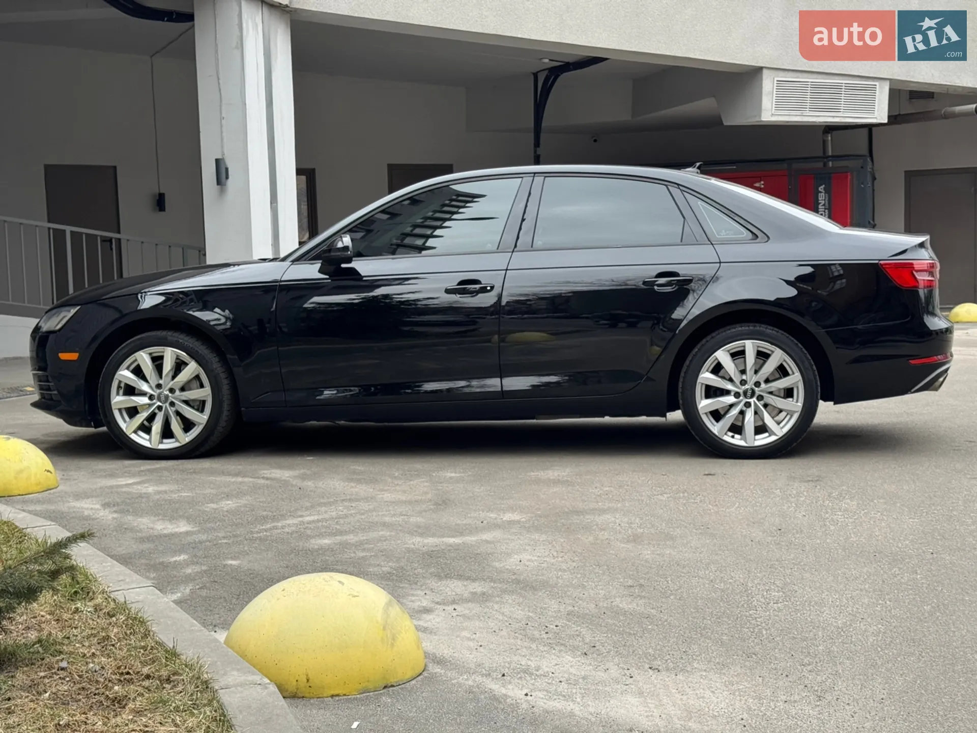 2016 Audi A4 - мініатюра 5