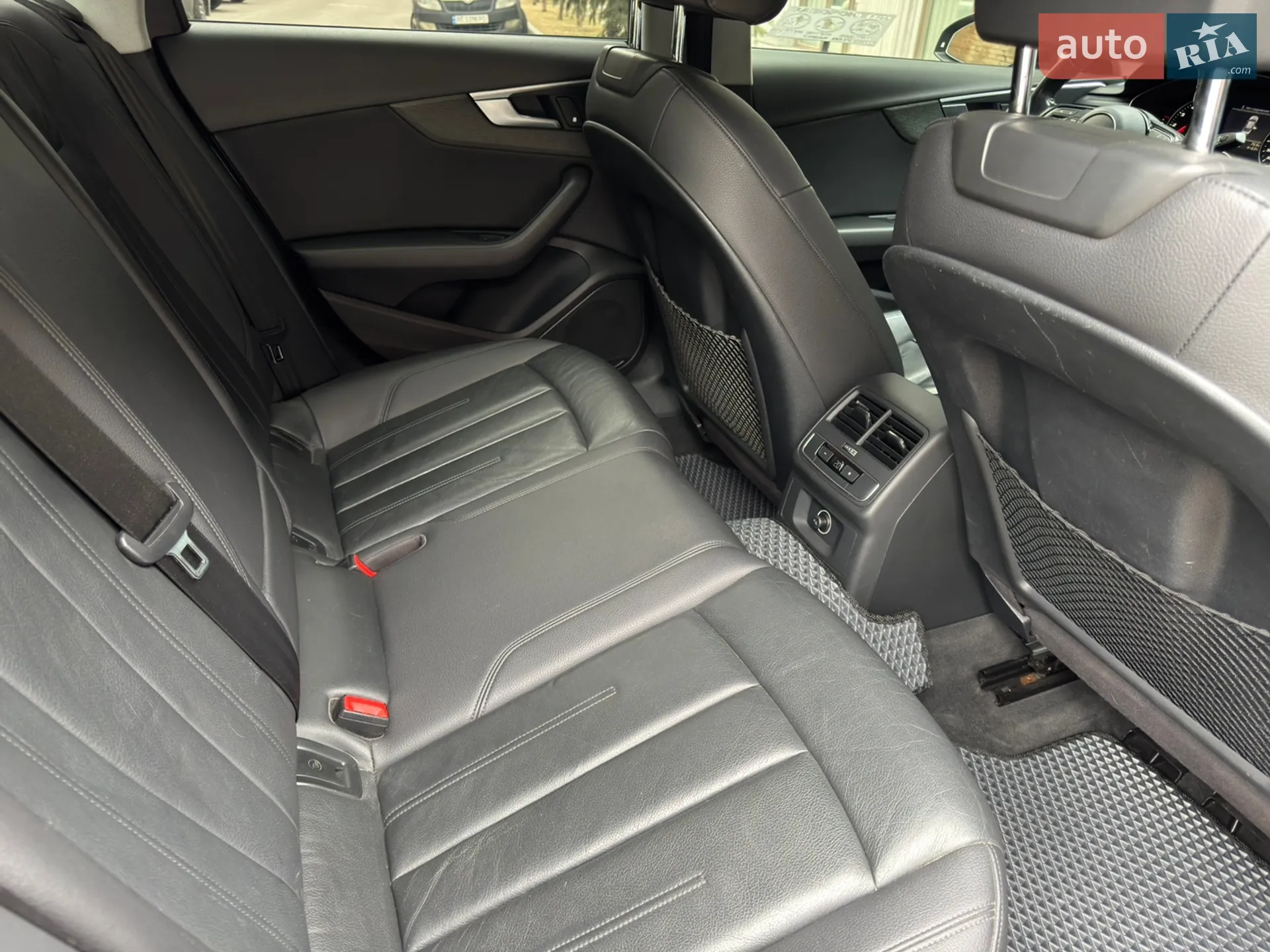 2016 Audi A4 - мініатюра 12