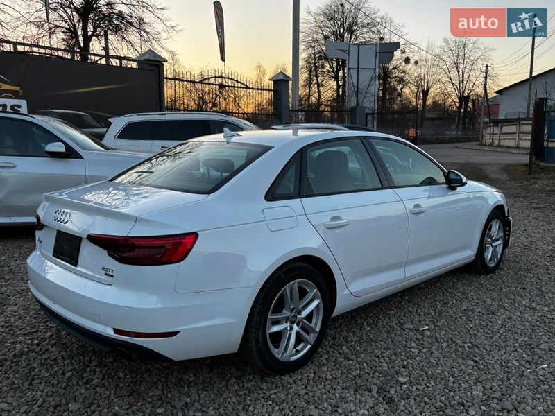 Седан Audi A4 2017 в Стрию