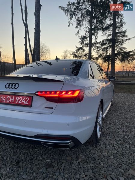 Седан Audi A4 2023 в Стрые