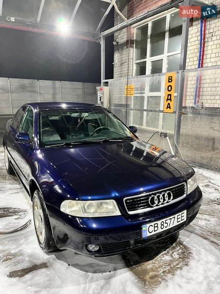 Седан Audi A4 1999 в Чернігові