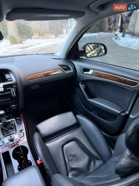 Седан Audi A4 2013 в Львове