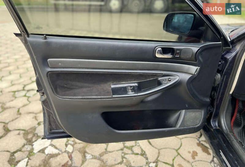 Седан Audi A4 1997 в Чернівцях