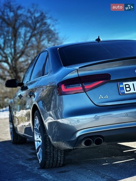 Седан Audi A4 2012 в Лубнах