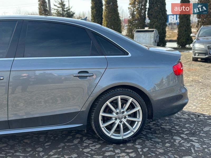 Седан Audi A4 2015 в Луцьку