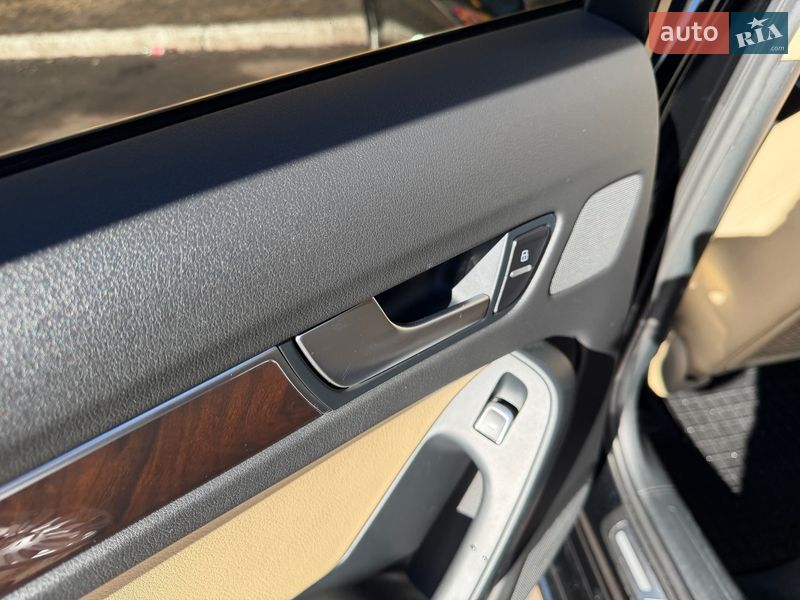 Седан Audi A4 2015 в Черкасах