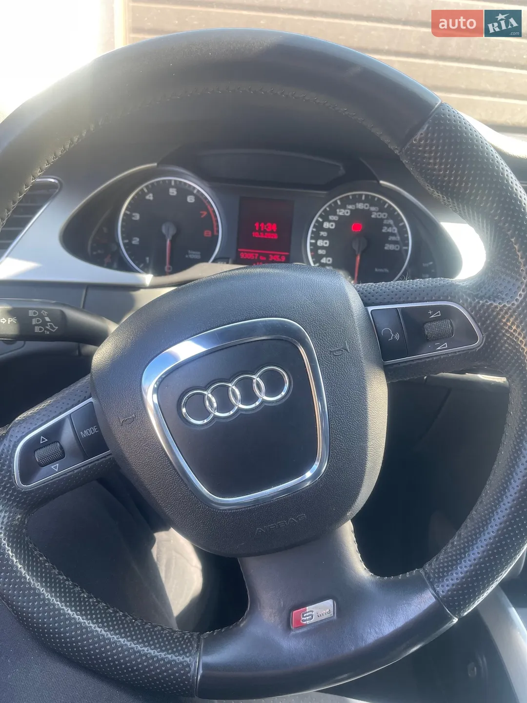 2010 Audi A4 - мініатюра 9