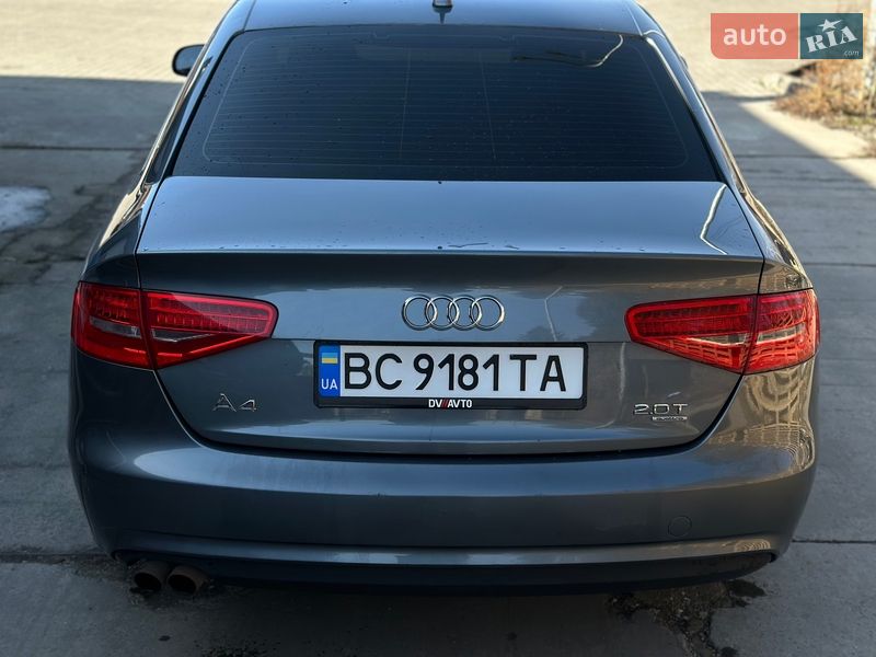 Седан Audi A4 2012 в Стрию