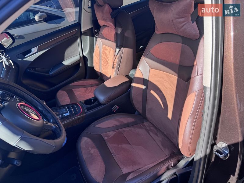 Седан Audi A4 2014 в Киеве