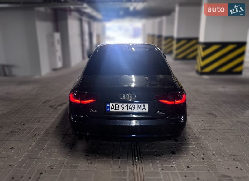 Седан Audi A4 2013 в Виннице
