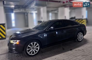Седан Audi A4 2013 в Виннице