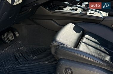 Седан Audi A4 2017 в Дніпрі