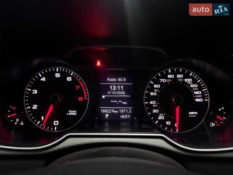 Седан Audi A4 2013 в Виннице