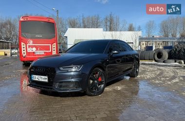 Седан Audi A4 2016 в Хмельницькому