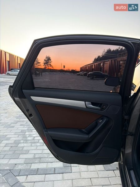 Седан Audi A4 2014 в Львові