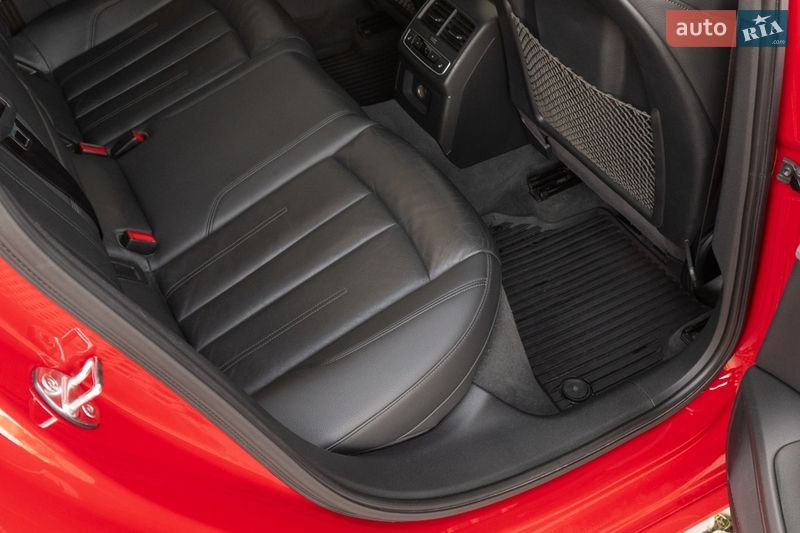 Седан Audi A4 2016 в Самборе