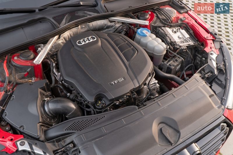 Седан Audi A4 2016 в Самборе