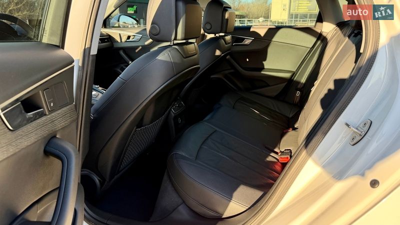 Седан Audi A4 2018 в Києві