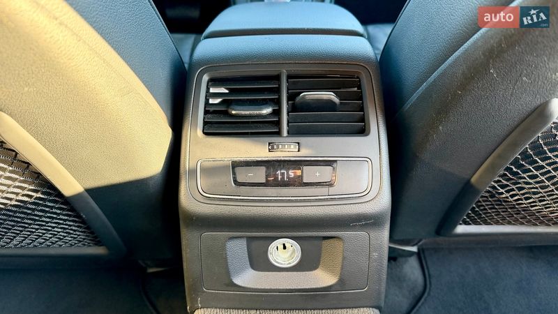 Седан Audi A4 2018 в Києві