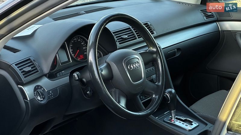 Седан Audi A4 2005 в Самборе