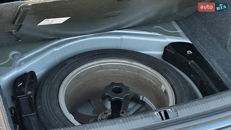 Седан Audi A4 2005 в Самборе