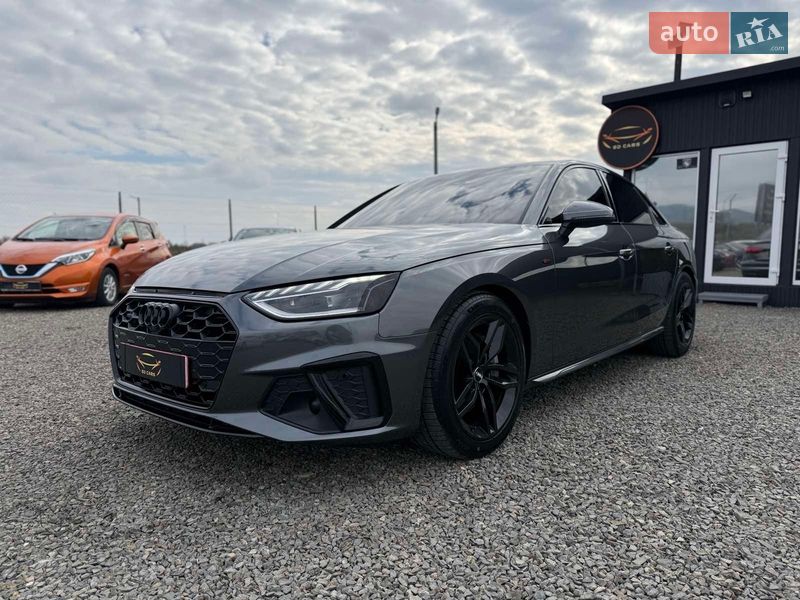 Седан Audi A4 2023 в Мукачево