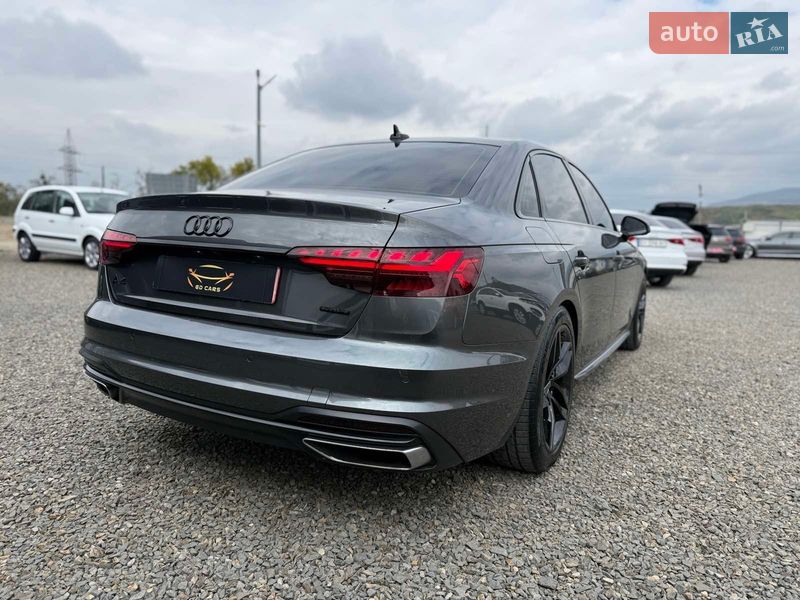 Седан Audi A4 2023 в Мукачево