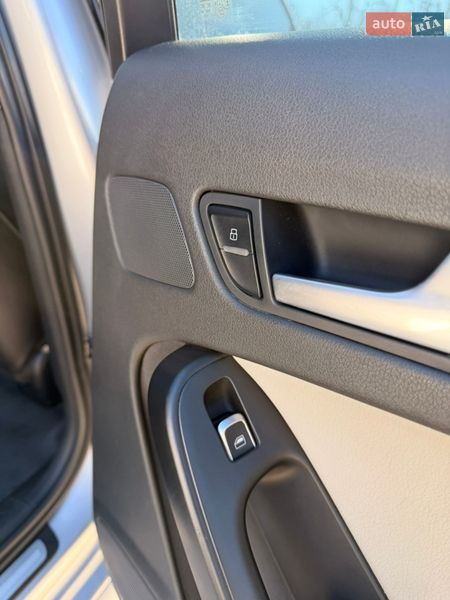 Седан Audi A4 2015 в Харкові