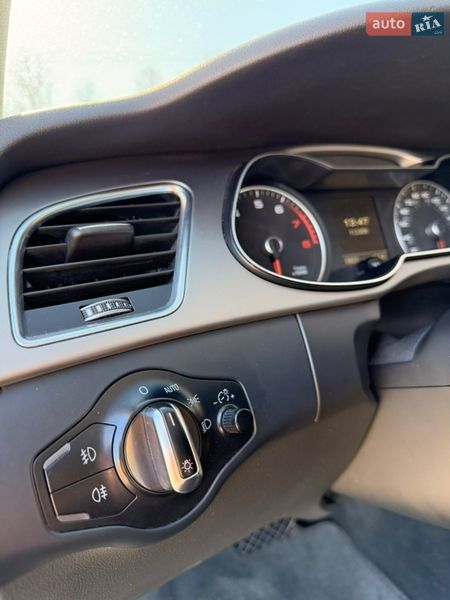 Седан Audi A4 2015 в Харкові