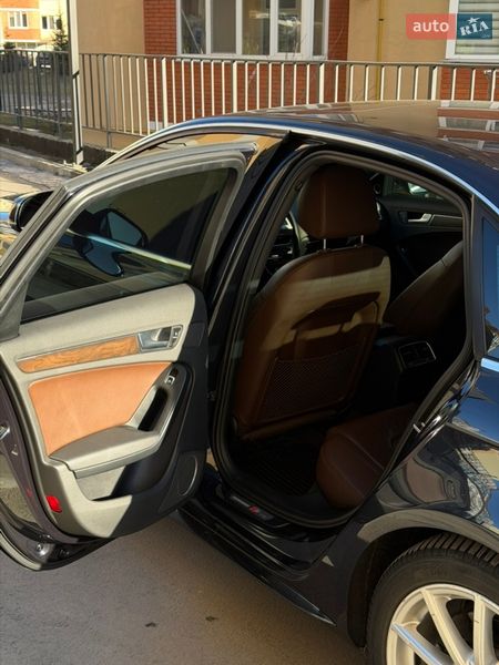 Седан Audi A4 2015 в Хмельницком