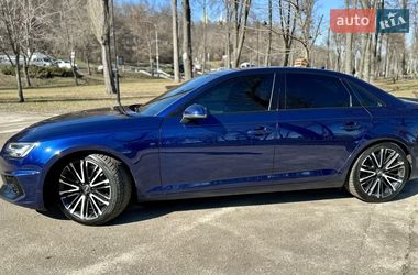 Седан Audi A4 2018 в Києві