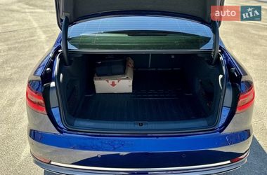 Седан Audi A4 2018 в Києві