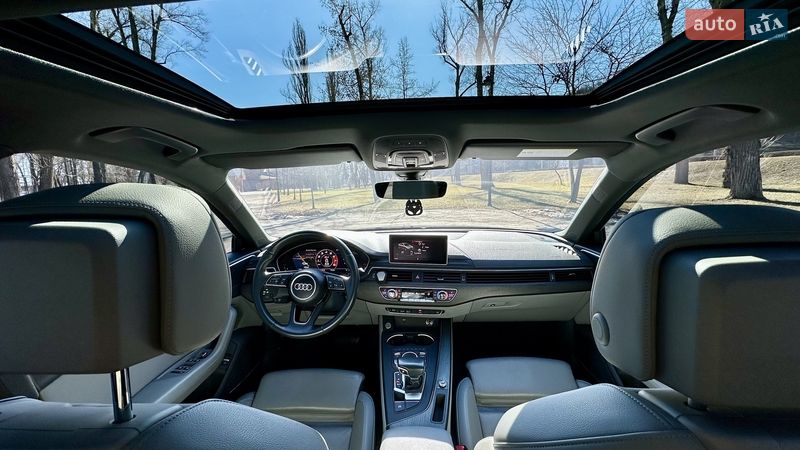 Седан Audi A4 2018 в Києві