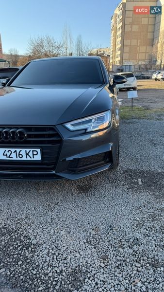 Седан Audi A4 2018 в Вінниці